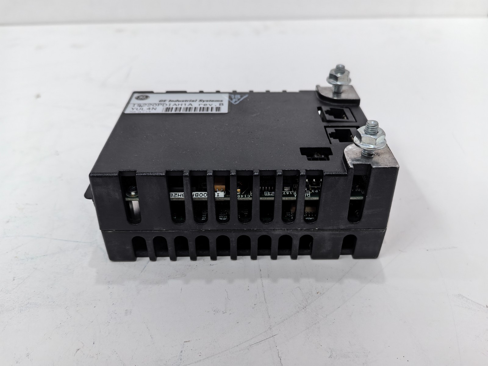 ABB RB520 ABB Safety Relay Module Certified Critical Applications Original0